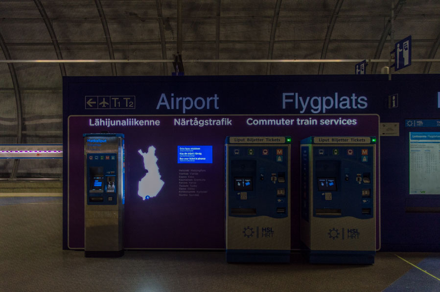 Máquinas de venta de billetes en el aeropuerto de Helsinki